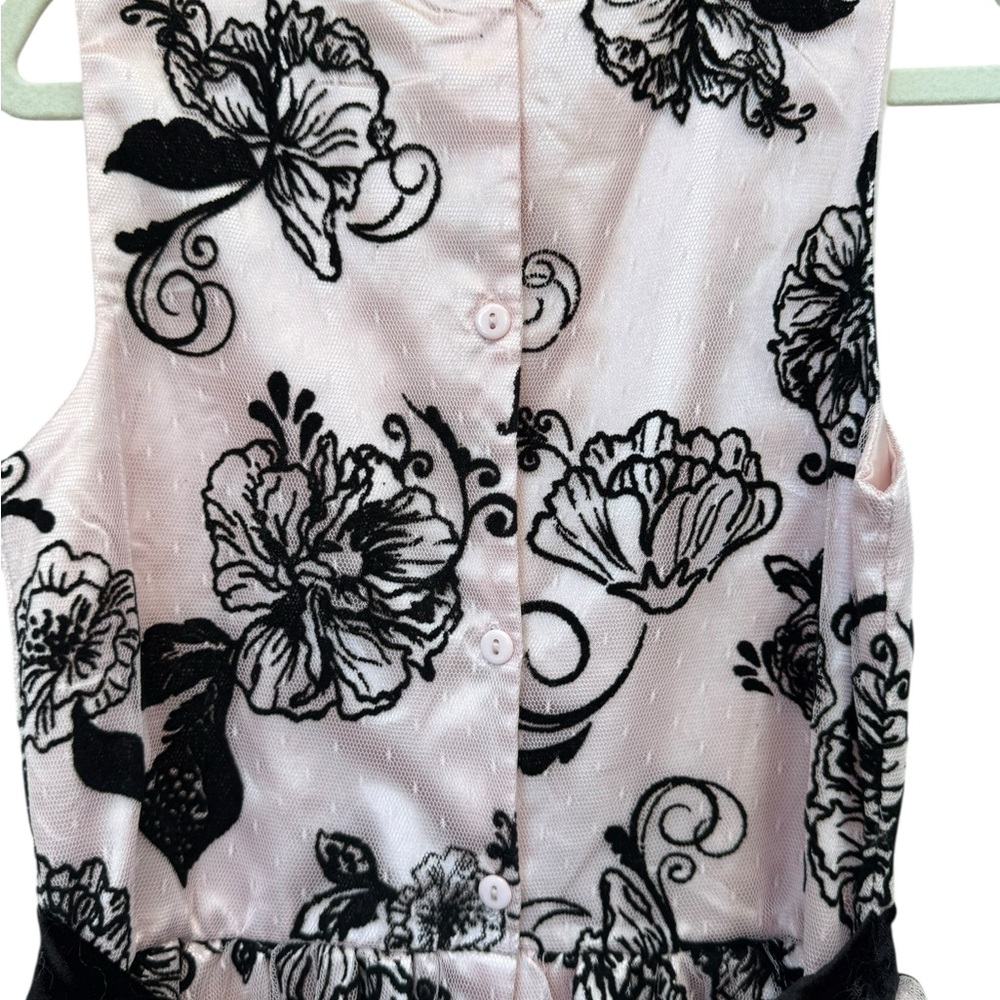 Younghearts Pink Tulle Dress with Velvet Floral Overlay size 10 - Picture 9 of 10